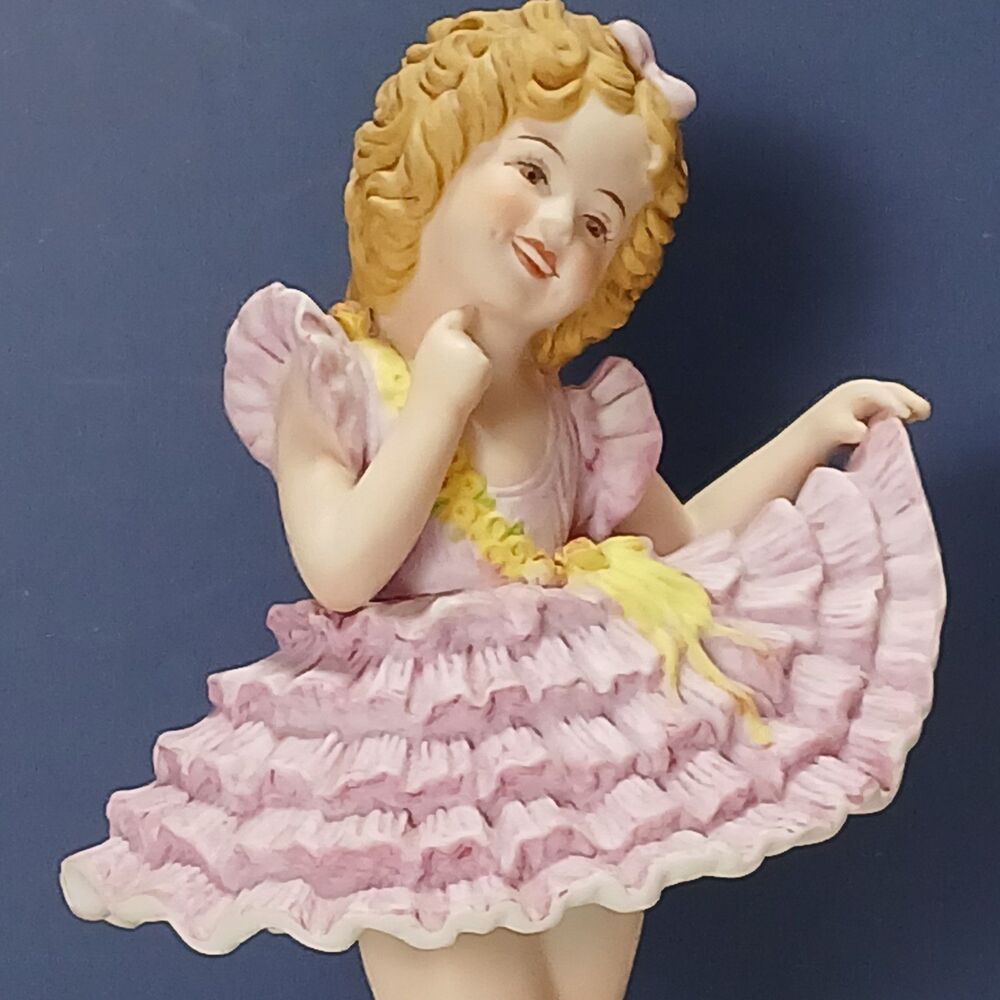 Vtg Shirley Temple Porcelain Figurine, "Baby Take a Bow", 1982, #13817 EUC